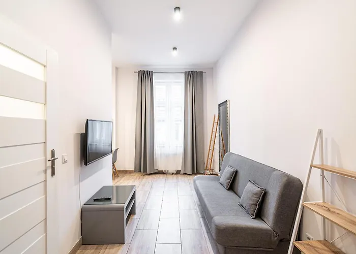 Rentplanet - Styczynskiego Apartment