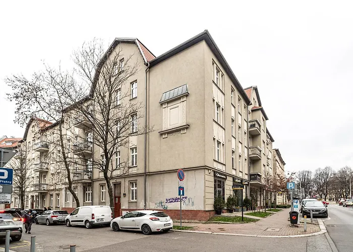 Rentplanet - Styczynskiego Apartment